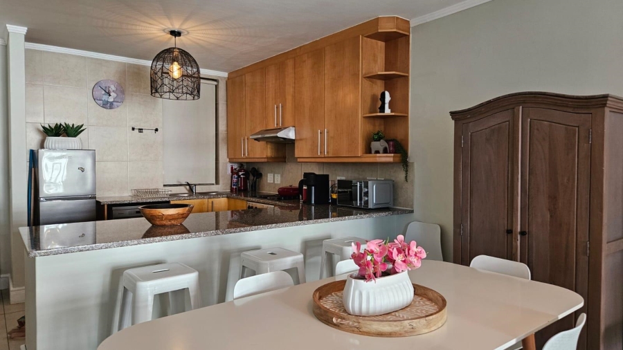 To Let 2 Bedroom Property for Rent in De Waterkant Western Cape